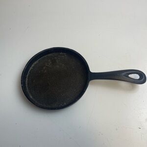 Black Cast Iron Mini Skillet